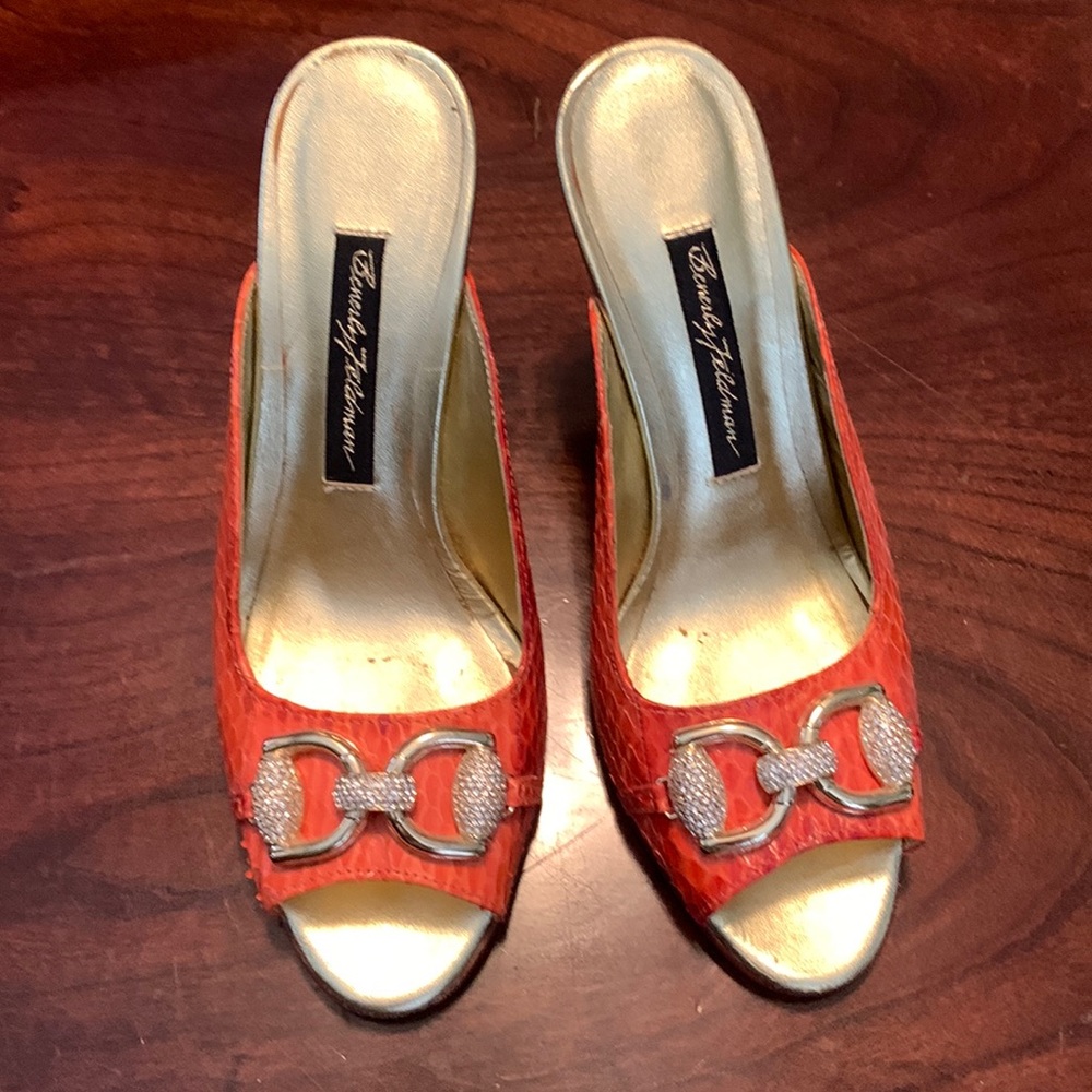 Beverly Feldman orange snake print heels with embellished gold buckle size 5.5